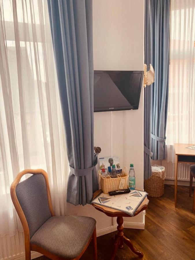 Alt-Emder Buergerhaus Hotel Emden Eksteriør billede