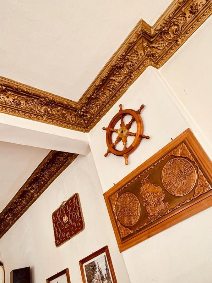 Alt-Emder Buergerhaus Hotel Emden Eksteriør billede
